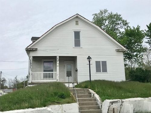 200 E Silver Street, Wapakoneta, OH, 45895 | Card Image