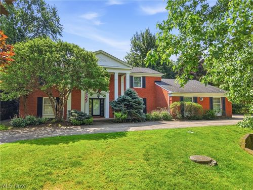 3427 Lanark Ln, Pepper Pike, OH, 44124-5726 | Card Image