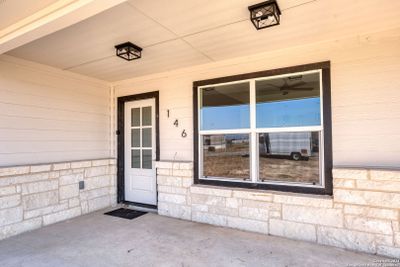 146 Granjeno, House other with 3 bedrooms, 2 bathrooms and null parking in Pleasanton TX | Image 3