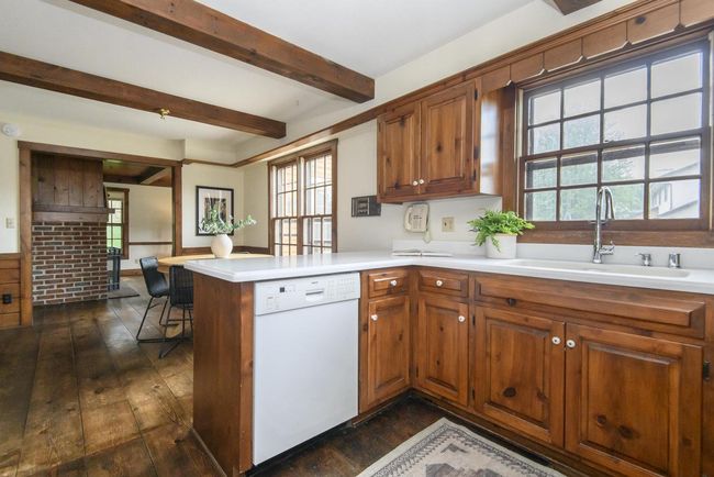 20800 Brook Park Drive, House other with 4 bedrooms, 2 bathrooms and null parking in Brookfield WI | Image 11
