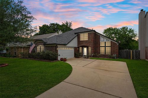 2018 Old Dixie Dr, Richmond, TX, 77406-6811 | Card Image