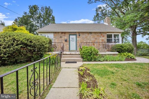 209 Delaware Ave, CLAYMONT, DE, 19703-1930 | Card Image