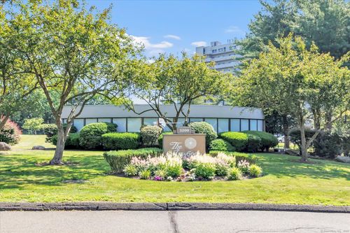 unit-6f1-3200 Park Ave, Bridgeport, CT, 06604-1147 | Card Image