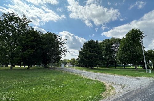 984 Township Road 553, Ashland, OH, 44805-8812 | Card Image