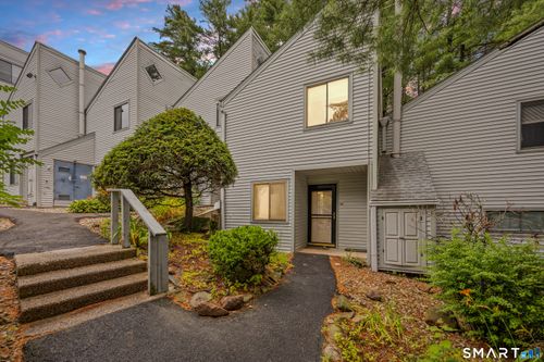 e-5 Staunton Court, Farmington, CT, 06032 | Card Image