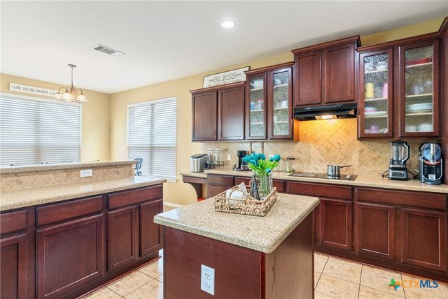 Kitchen | Image 9