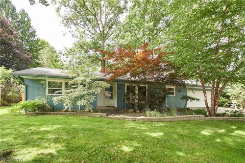 358 Sandhurst Road, Akron, OH, 44333 | Card Image