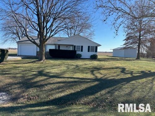 32624 Route 111, Modesto, IL, 62667-7061 | Card Image
