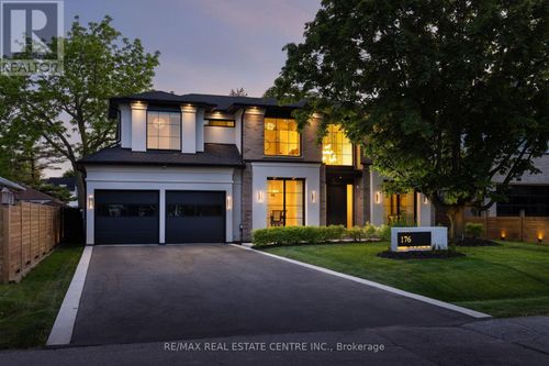 176 Weybourne Rd, Oakville, ON, L6K2T8 | Card Image