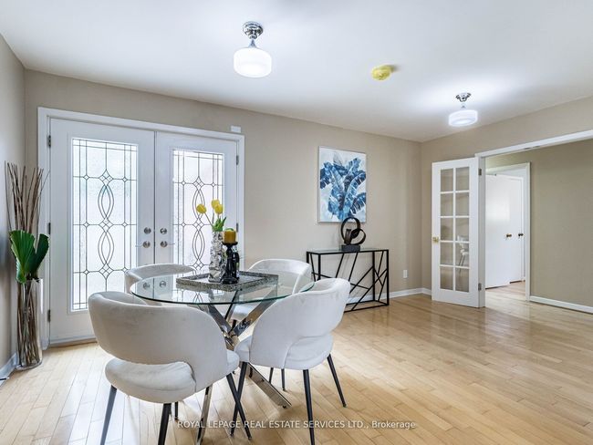 231 Elizabeth St S, House other with 6 bedrooms, 5 bathrooms and 4 parking in Brampton ON | Image 15