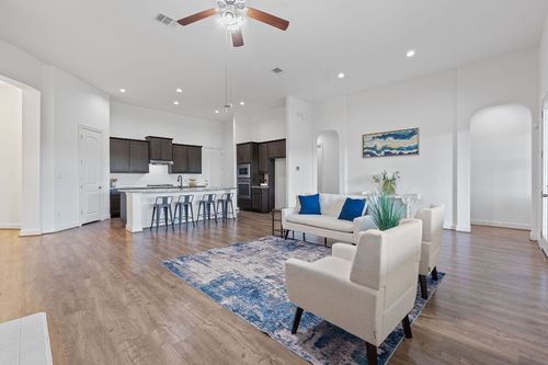 200 Brentwood Dr, Austin, TX, 78737-4781 | Card Image