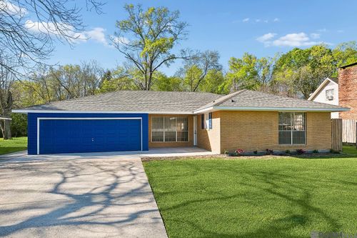 8950 Graham Dr, Baton Rouge, LA, 70814-2501 | Card Image