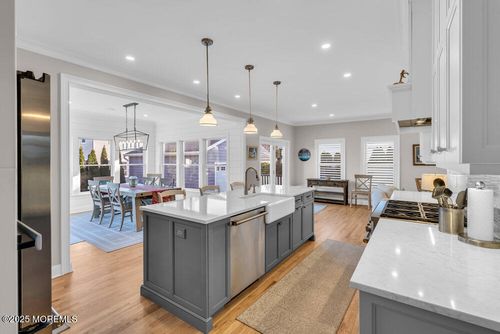 102 4th Ave, Sea Girt, NJ, 08750-2020 | Card Image