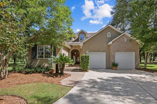 113 Saint Charles Ct, Abita Springs, LA, 70420-4010 | Card Image