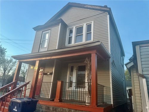 449 7th St, Buffalo, NY, 14201-1730 | Card Image
