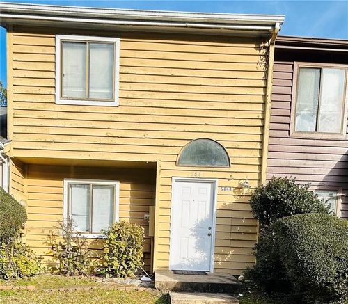 5841 Trent Walk Dr, Lithonia, GA, 30038-1938 | Card Image