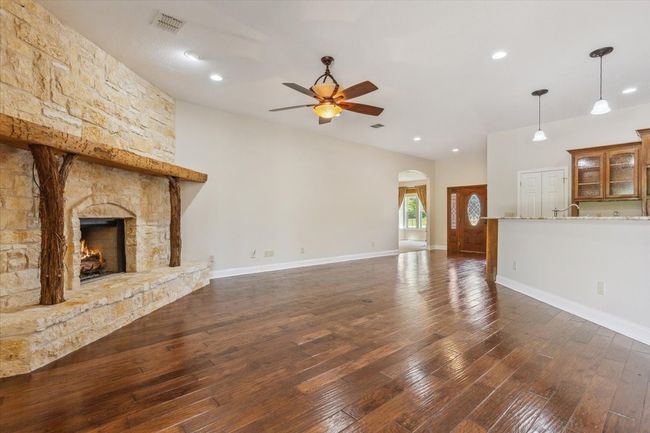 3439 Willow Branch Rd, House other with 3 bedrooms, 3 bathrooms and null parking in Mcgregor TX | Image 7