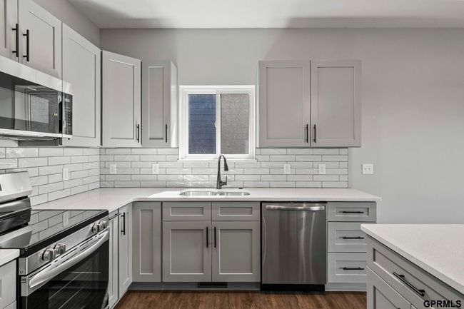 309 N 105 Th St, House other with 2 bedrooms, 2 bathrooms and 2 parking in Lincoln NE | Image 11