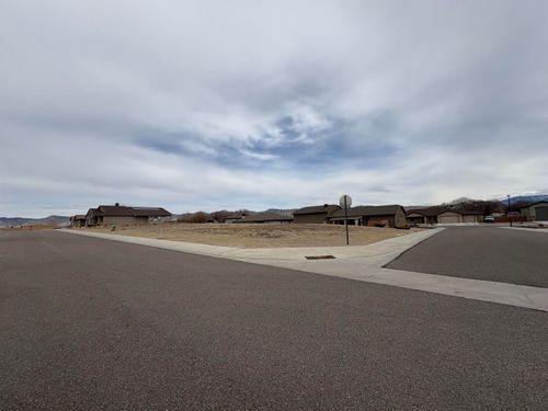 856 Fire Quartz Ln, Grand Junction, CO, 81506-1776 | Card Image