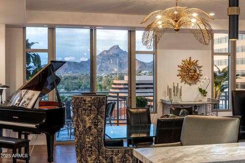 902-2211 E Camelback Rd, Phoenix, AZ, 85016-9033 | Card Image