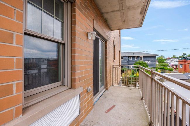 APT-204 - 661 W Broadway, Condo with 3 bedrooms, 2 bathrooms and null parking in Long Beach NY | Image 23