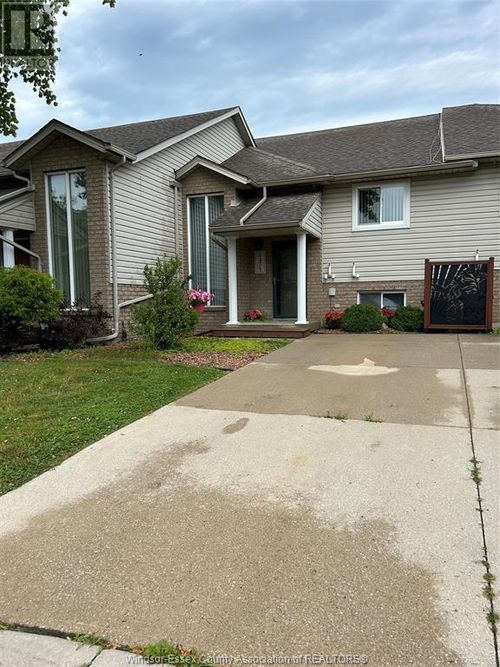 1471 Border Cres, Tecumseh, ON, N8N4Z5 | Card Image