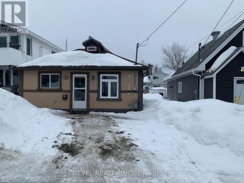 218 Polaris Rd, Timmins, ON, P4N4L4 | Card Image