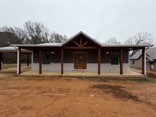 265 Oakgrove Rd, Selmer, TN, 38375-1881 | Card Image