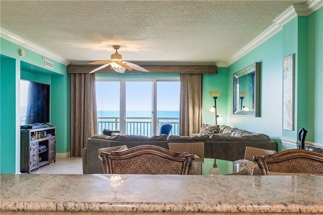 APT-402 - 3702 N Highway A1a, Condo with 3 bedrooms, 3 bathrooms and null parking in Hutchinson Island FL | Image 15