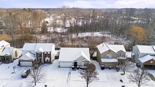 6291 Creekside Cir, Ypsilanti, MI, 48197-9485 | Card Image