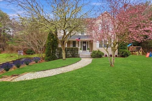 25 Noreast Ln, Plymouth, MA, 02360-7002 | Card Image