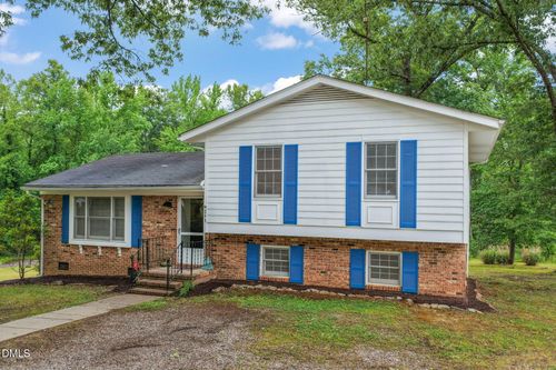 243 Craddock St, Boydton, VA, 23917-2830 | Card Image