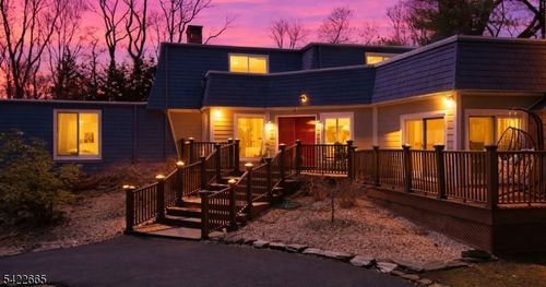 947 Franklin Lake Rd, Franklin Lakes, NJ, 07417-2129 | Card Image