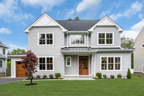223 Longwood Ave, Chatham Twp, NJ, 07928-1759 | Card Image