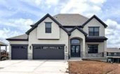 8401 Nw 90th St, Kansas City, MO, 64153-7807 | Card Image