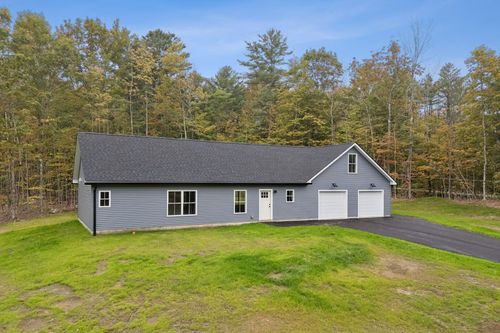 3 Lindsay Way, Sidney, ME, 04330 | Card Image