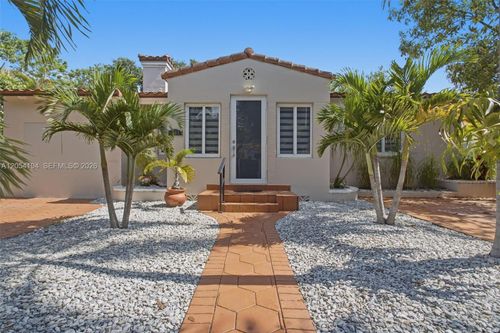 741 Ne 81st St, Miami, FL, 33138-4616 | Card Image