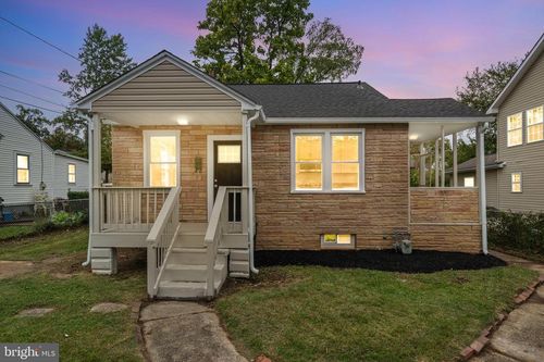 404 70th Pl, CAPITOL HEIGHTS, MD, 20743-2234 | Card Image