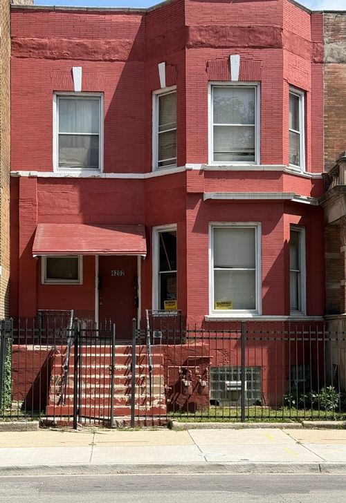 4202 W Jackson Blvd, CHICAGO, IL, 60624-3988 | Card Image