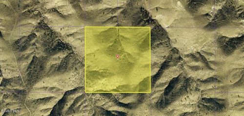 25 3 Points Rd, Lake Hughes, CA, 93532 | Card Image