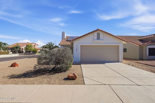 11201 W Golden Lane, Peoria, AZ, 85345 | Card Image