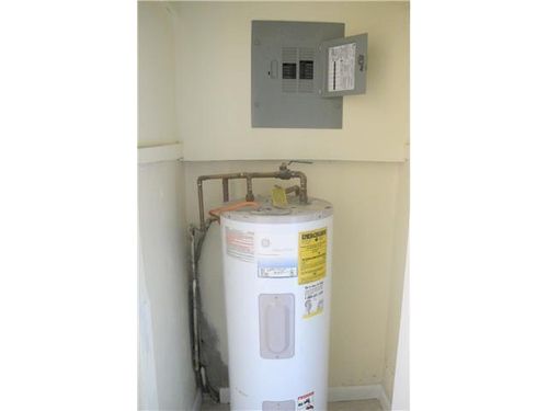 3-73 Ne 7th Ct, Deerfield Beach, FL, 33441-2071 | Card Image