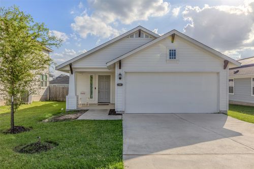 328 Black Opal Dr, Jarrell, TX, 76537-0818 | Card Image