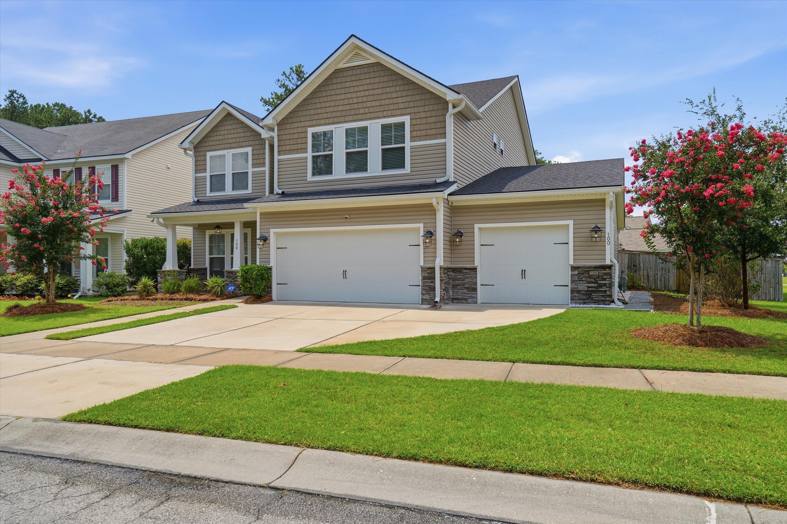 Residential in Summerville 3
