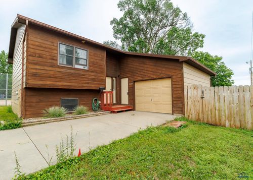 238 39th, Rapid City, SD, 57702 | Card Image