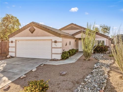 2372 Northstar Rd, Bullhead City, AZ, 86442-8417 | Card Image