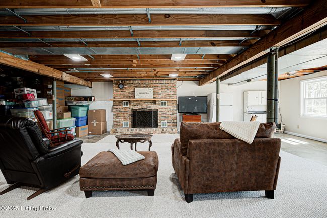 1014 Old Mill Stream Ln, House other with 5 bedrooms, 4 bathrooms and null parking in Shepherdsville KY | Image 35