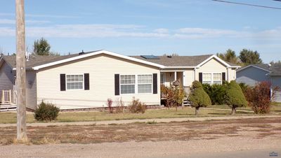 703 Ziebach St, House other with 3 bedrooms, 2 bathrooms and null parking in Belle Fourche SD | Image 1