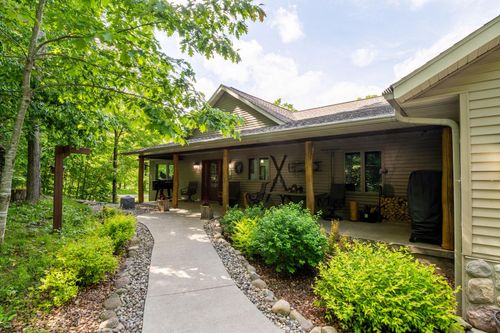 N5375 Kentwoods Rd, Bryant, WI, 54418-9701 | Card Image