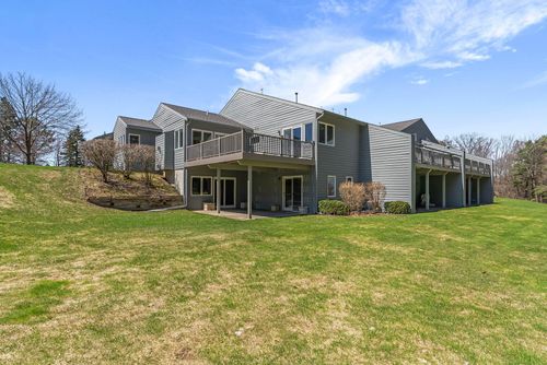 3750 Country Club Dr, Traverse City, MI, 49684-4679 | Card Image